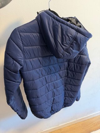 Chaqueta plumífero azul