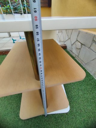 Mesa auxiliar nórdica blanca y madera