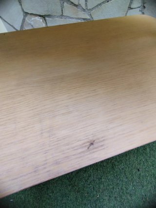 Mesa auxiliar nórdica blanca y madera