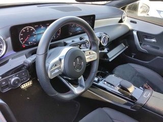 Mercedes CLA MERCEDES   180