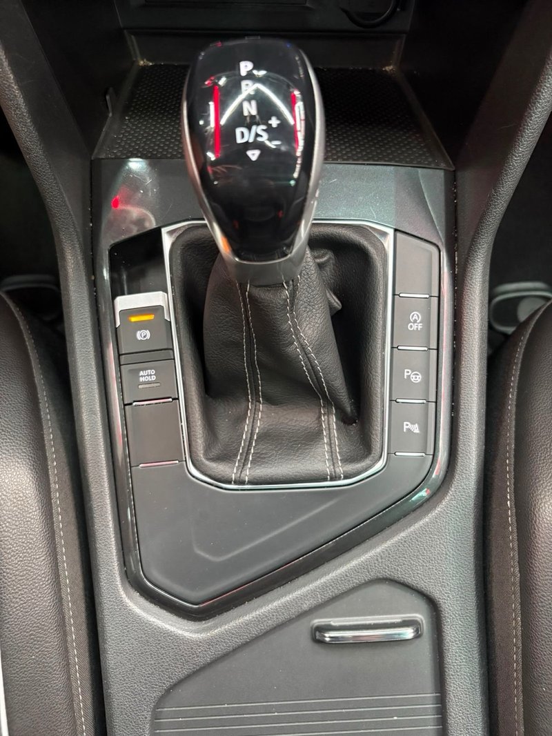 Volkswagen Tiguan 2.0 TDI R Line DSG 2022, foto 23