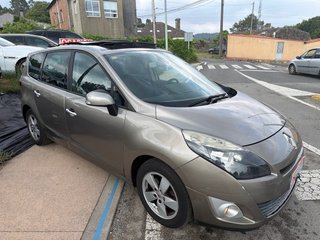 Renault Grand Scenic * 7-PLAZAS*