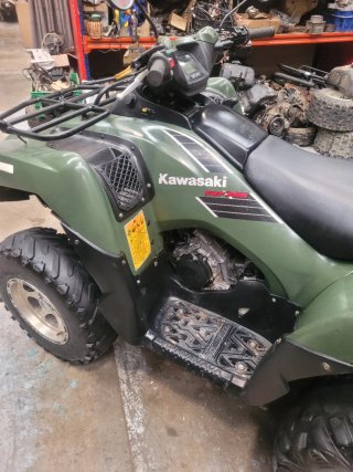 Kawasaki Brute Force KVF 750 Verde