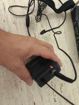 Micrófono Diadema Sennheiser ME3 y Sistema