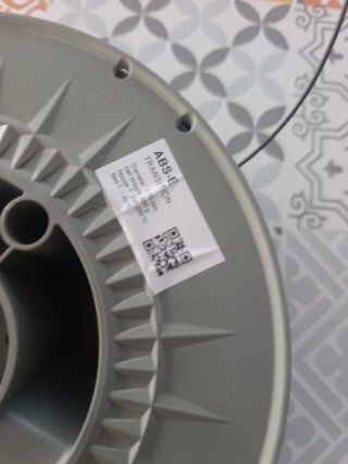 2 kg di filamento PLA per stampa 3D