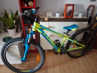 Bicicleta CUBE SCAPE per bambini e bambine dai 7 ai 12 anni