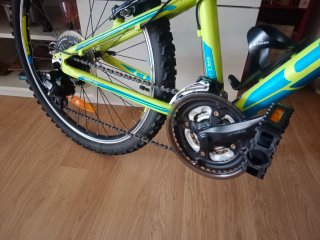 Bicicleta CUBE SCAPE per bambini e bambine dai 7 ai 12 anni
