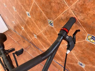 Bicicleta BMX Negra y Naranja