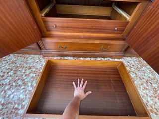Armario clásico de madera de 3 cuerpos