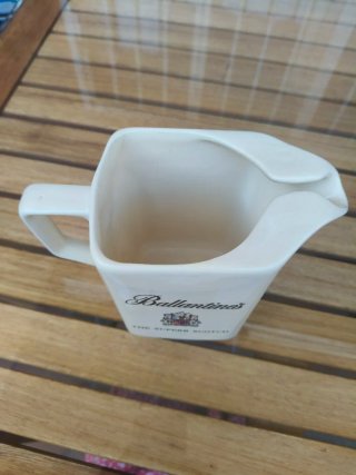 Jarra Ballantine's Cerámica Beige