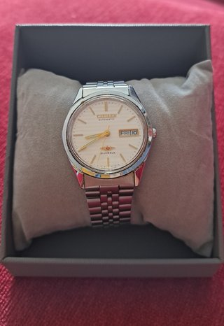 Reloj Citizen Automático Caballero Dorado/Plateado