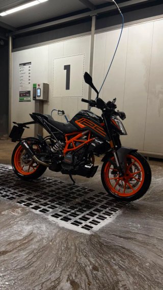 KTM Duke 125 - Año 2021