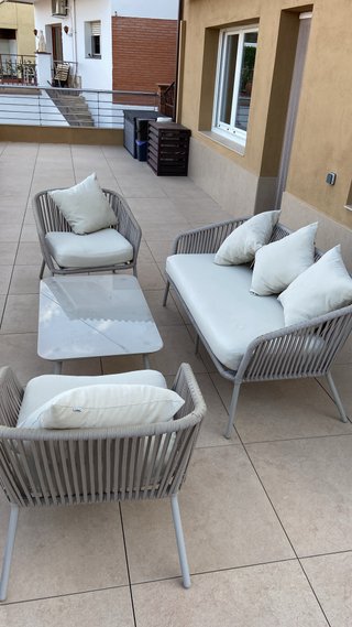 Sofá y sillones de exterior gris