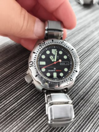 Reloj Citizen Automático Diver's 200M