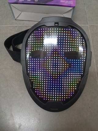 Máscara LED Animada Full Face