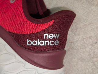 New Balance Kaiha Road Rojo T46