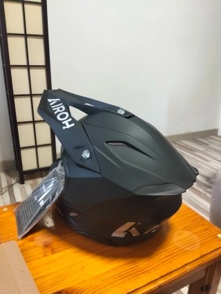 Casco Airoh Twist 3 negro mate talla S