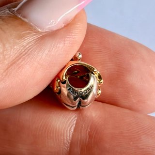 Charm Nueva Manzana Envenenada Disney