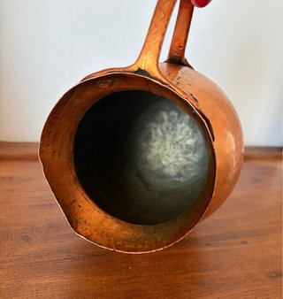 Caraffa antica in rame