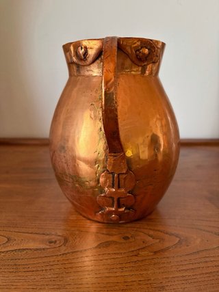 Caraffa antica in rame