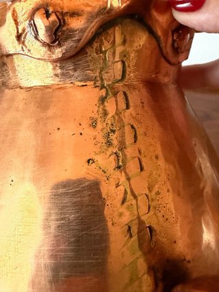 Caraffa antica in rame