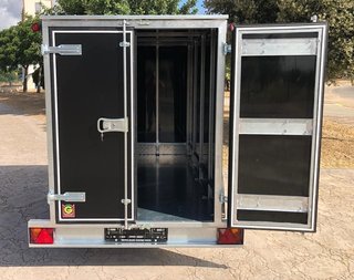 NUEVO: Remolque caja cerrada 750 kg