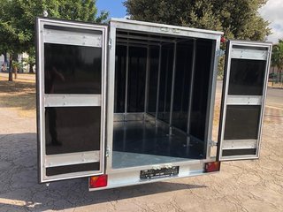 NUEVO: Remolque caja cerrada 750 kg