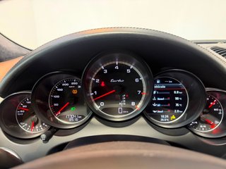 Porsche Cayenne 4.8 V8 Turbo Tiptronic