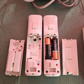 Nintendo Wii completa + 2 comandi + 2 giochi