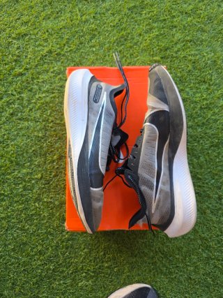 Nike GRAVITY Talla 43
