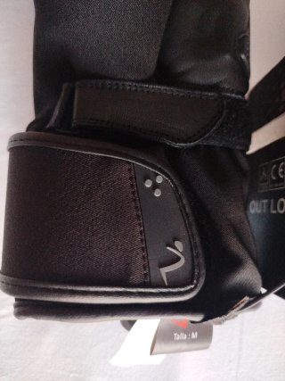 Guantes de moto M a estrenar