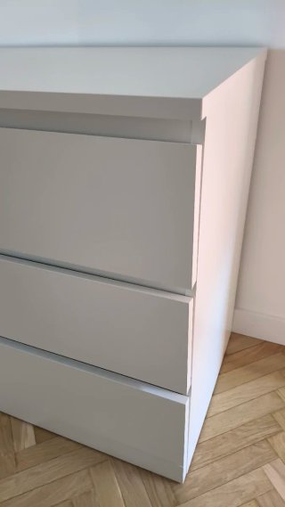 MALM. Cómoda de 3 cajones