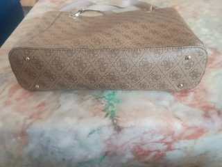 Bolso Tote Guess Noelle Beige