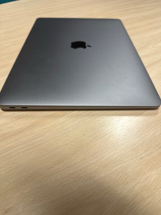 MacBook Air de 2019 con 128GB. Gris plata