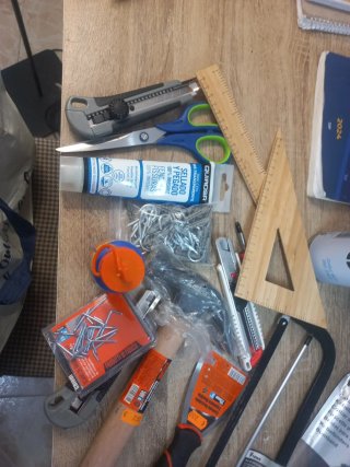 Lote herramientas y accesorios de bricolaje,nuevo.