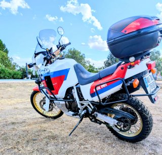 Honda África Twin RD04 750