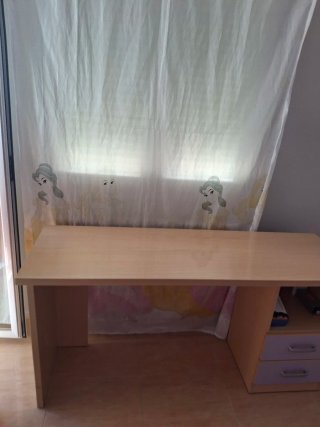 Escritorio 1.50m.