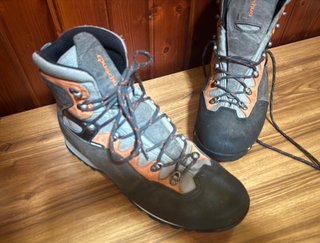 Botas de montaña Quechua Marrón/Naranja