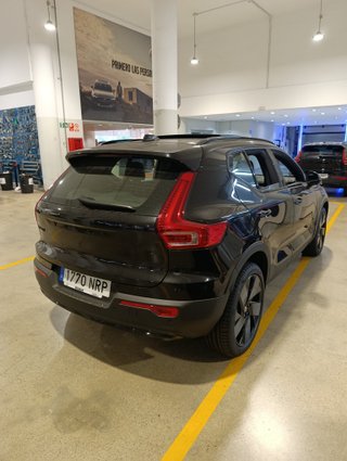 Volvo XC40 2026