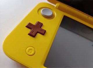 Nintendo 2DS XL Pikachu Edition