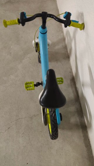 Bicicleta B'Twin Evolutiva Azul y Amarillo