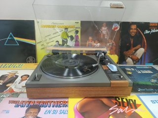 Tocadiscos Pioneer japonés