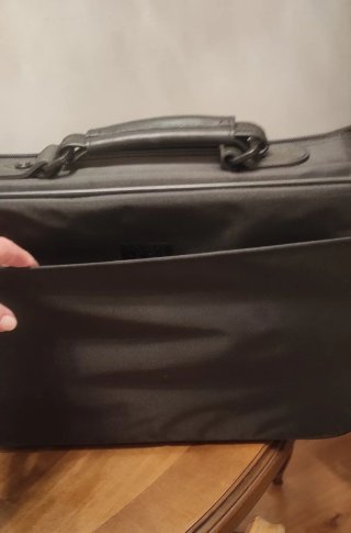 Maletín para ordenador portátil marca Case Logic