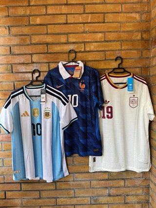 Magliette di calcio, Spagna, Argentina Francia