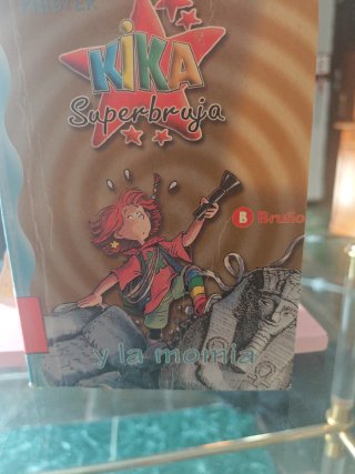 Lote de libros de Kika Súperbruja
