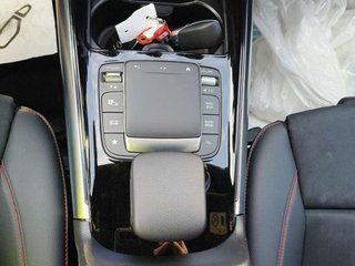 MERCEDES gla