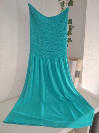 Vestido tubo elástico sin tirantes