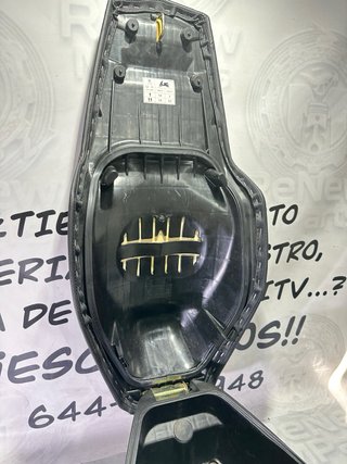 Asiento Peugeot Speedfight 4