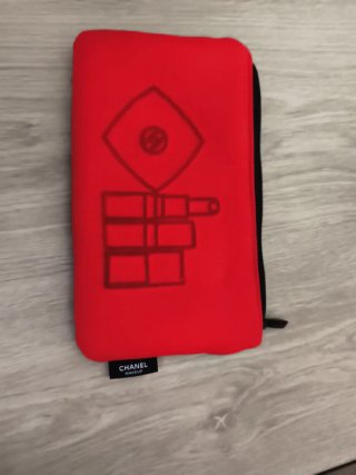 Neceser maquillaje Chanel rojo