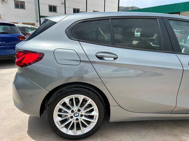 BMW Serie 1 116d (F40) 2023, foto 5